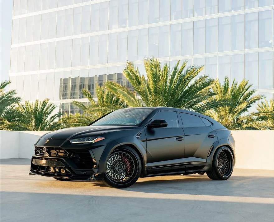 Matte black Lamborghini Urus